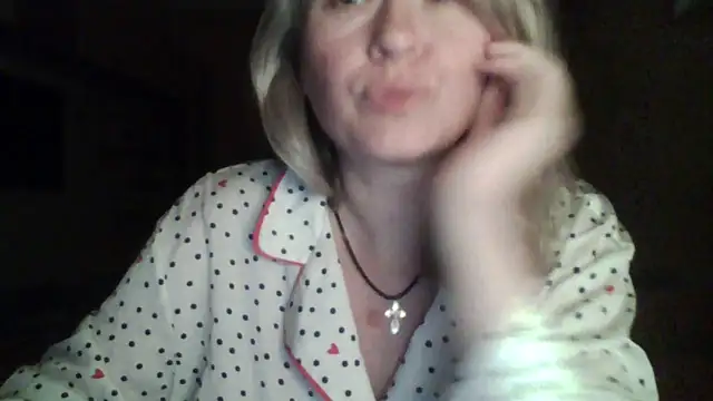 Narcysya online show from December 18, 2025, 11:22 pm