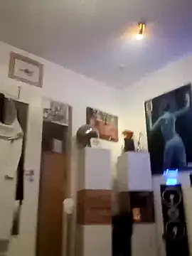 hellgirl1980 online show from September 11, 2025, 9:37 pm