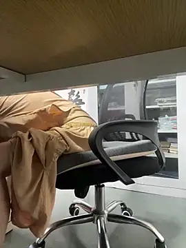 xiaonan- online show from September 20, 2025, 12:22 am