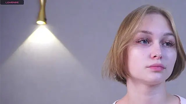 Snapshot of TenaBiller chatting on October 12, 2025, 2:05 pm TenaBiller online show from October 12, 2025, 2:05 pm