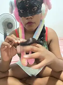 Snapshot of vinushi chatting on October 5, 2025, 4:16 pm vinushi online show from October 5, 2025, 4:16 pm