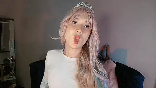 Electra Gosselin online show from November 13, 2025, 4:11 am