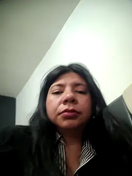 kinky momm online show from November 20, 2025, 3:01 pm