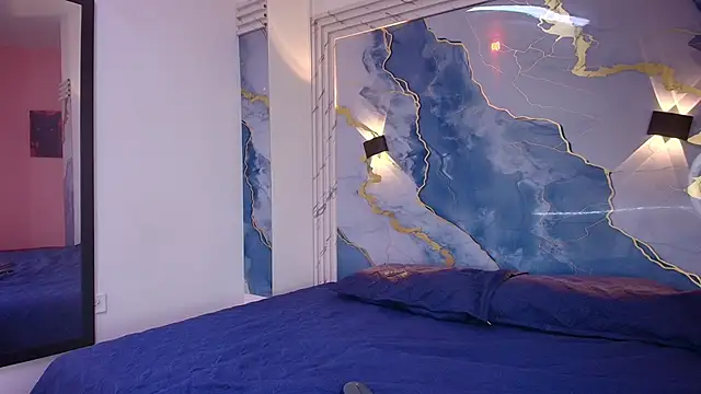 Snapshot of Evelin_thompsson chatting on September 9, 2025, 3:06 am Evelin thompsson online show from September 9, 2025, 3:06 am