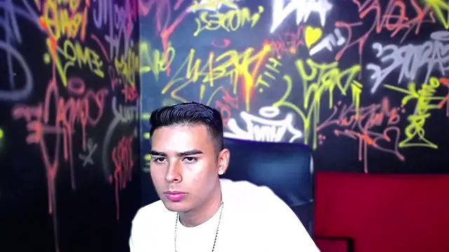 Snapshot of Matthewlodge chatting on September 9, 2025, 1:21 pm Matthewlodge online show from September 9, 2025, 1:21 pm