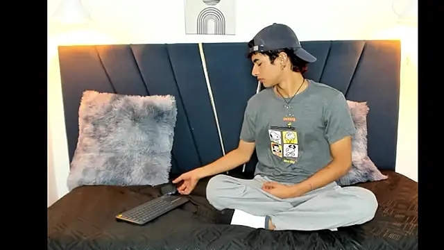 Snapshot of maicol_cum23 chatting on September 13, 2025, 1:33 pm maicol cum23 online show from September 13, 2025, 1:33 pm