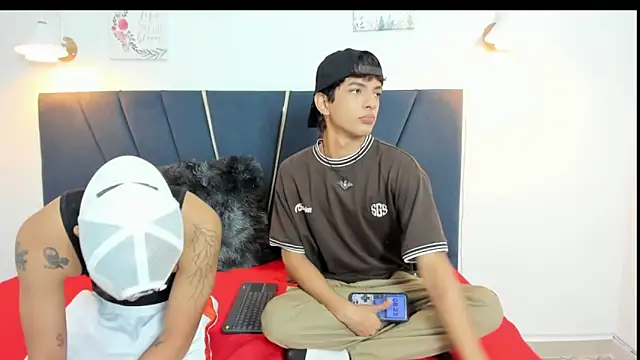 Snapshot of maicol_cum23 chatting on September 17, 2025, 1:24 pm maicol cum23 online show from September 17, 2025, 1:24 pm