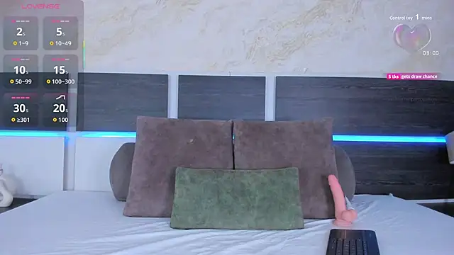 Snapshot of Susanna_Cute chatting on December 3, 2025, 12:58 pm Susanna Cute online show from December 3, 2025, 12:58 pm