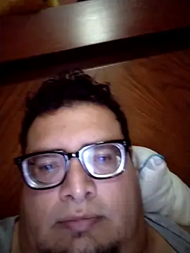 Santiagoqro85 online show from October 3, 2025, 3:36 am