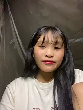 mika-bae online show from October 6, 2025, 3:48 am