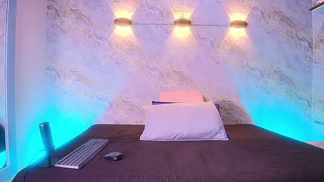 Snapshot of abbyrouss_ chatting on November 8, 2025, 3:07 am abbyrouss online show from November 8, 2025, 3:07 am