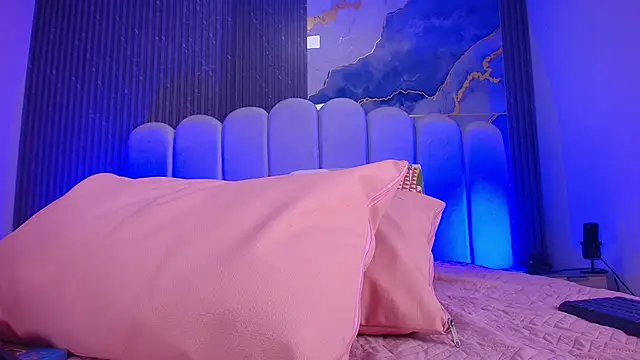 Snapshot of abbyrouss_ chatting on December 4, 2025, 3:05 am abbyrouss online show from December 4, 2025, 3:05 am