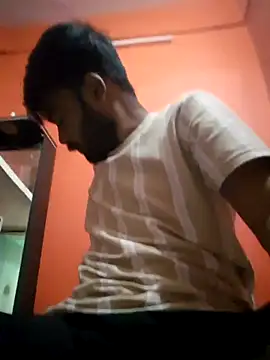 soniriyaa010101 online show from October 24, 2025, 4:09 am