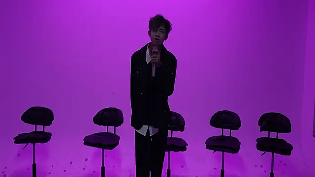 Snapshot of JL-sweetbaby1 chatting on October 27, 2025, 12:20 pm JL-sweetbaby1 online show from October 27, 2025, 12:20 pm