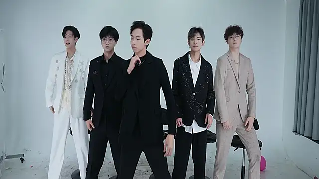 Snapshot of JL-sweetbaby1 chatting on October 31, 2025, 12:06 pm JL-sweetbaby1 online show from October 31, 2025, 12:06 pm