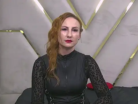 Snapshot of ClaraJason chatting on October 8, 2025, 11:24 pm ClaraJason online show from October 8, 2025, 11:24 pm