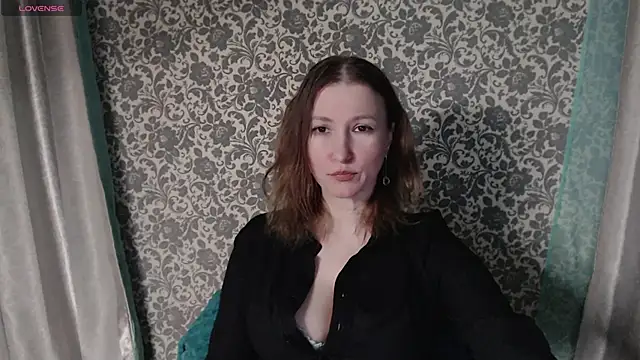 Snapshot of LesanaMagic chatting on December 29, 2024, 6:49 pm LesanaMagic online show from December 29, 2024, 6:49 pm