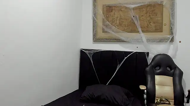 cassian gold online show from October 28, 2025, 2:37 am