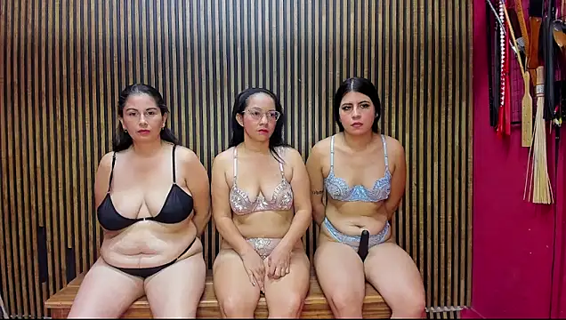 VantablackBDSMShow  online show from September 18, 2025, 12:40 pm