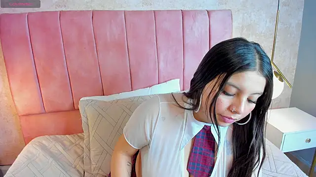 Snapshot of MAGIC_JANNE chatting on October 31, 2025, 1:34 pm MAGIC JANNE online show from October 31, 2025, 1:34 pm