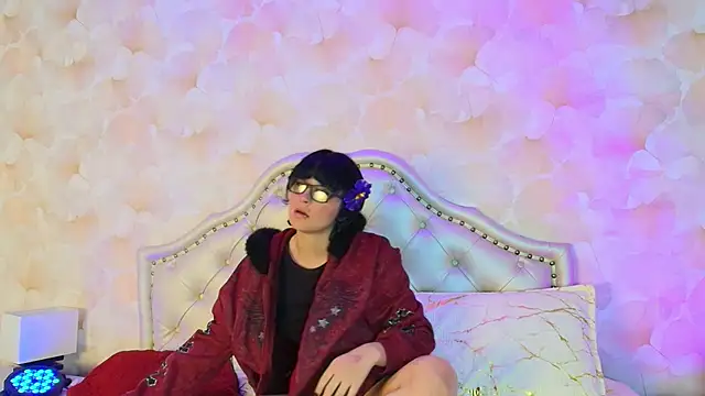 Snapshot of RobinBennett chatting on October 11, 2025, 3:50 am RobinBennett online show from October 11, 2025, 3:50 am