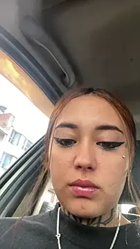 SofiaBermudez online show from December 1, 2025, 9:20 pm