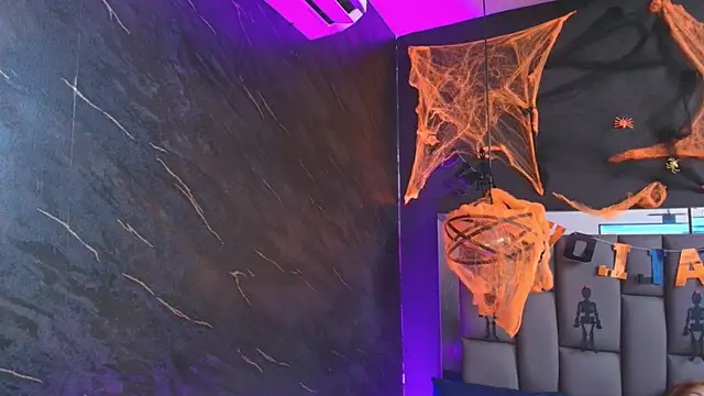 kissme luna online show from October 26, 2025, 6:58 pm