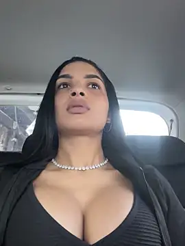 Snapshot of Miaa_Gomez chatting on October 18, 2025, 4:52 pm Miaa Gomez online show from October 18, 2025, 4:52 pm