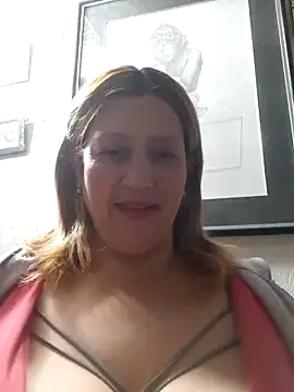 ROOMIINA online show from November 26, 2025, 11:17 pm