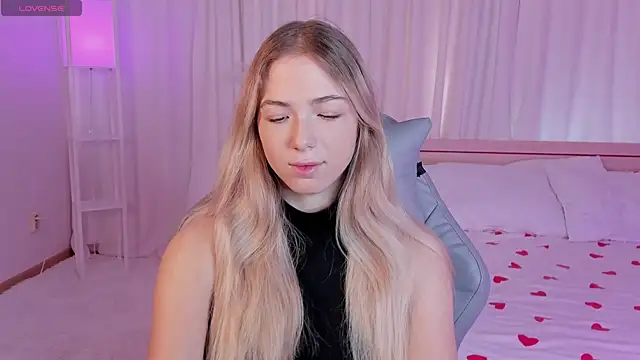 Snapshot of Susan_Mimi chatting on November 20, 2025, 4:23 am Susan Mimi online show from November 20, 2025, 4:23 am