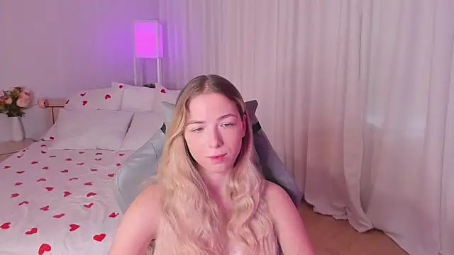 Snapshot of Susan_Mimi chatting on December 14, 2025, 4:51 am Susan Mimi online show from December 14, 2025, 4:51 am