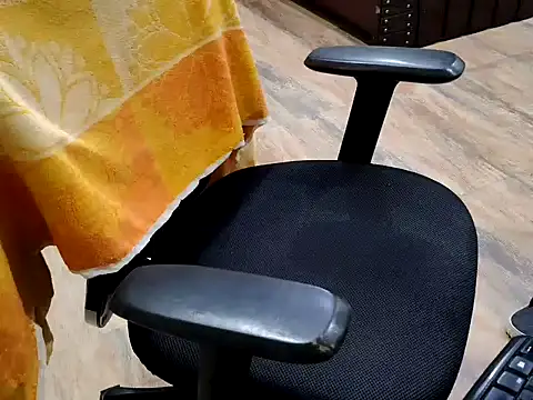 Snapshot of ZoroArcher chatting on September 26, 2025, 5:50 pm ZoroArcher online show from September 26, 2025, 5:50 pm