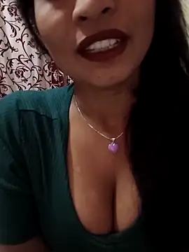 Snapshot of Itz_Mayra_ chatting on November 12, 2025, 6:19 pm Itz Mayra online show from November 12, 2025, 6:19 pm