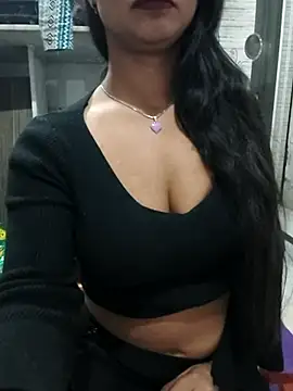 Snapshot of Itz_Mayra_ chatting on November 15, 2025, 6:15 pm Itz Mayra online show from November 15, 2025, 6:15 pm