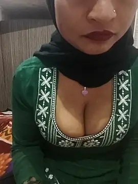 Snapshot of Itz_Mayra_ chatting on November 23, 2025, 9:20 am Itz Mayra online show from November 23, 2025, 9:20 am