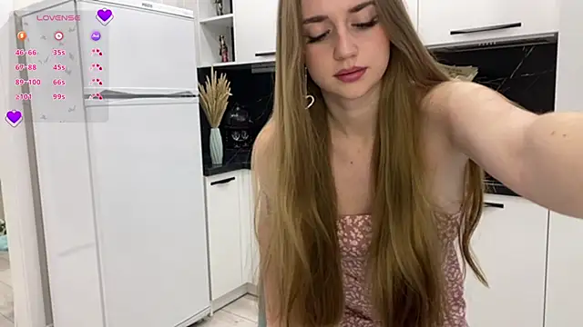 Jessica1West online show from November 5, 2025, 5:13 pm