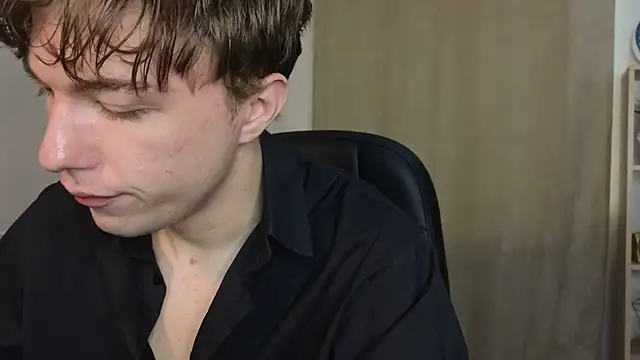 MarkShot  online show from September 17, 2025, 2:08 pm