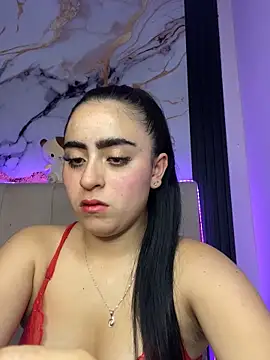 Snapshot of Elha_20 chatting on September 23, 2025, 10:35 pm Elha 20 online show from September 23, 2025, 10:35 pm