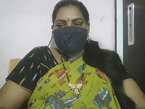 Snapshot of Nisha-telugu chatting on September 24, 2025, 6:00 pm Nisha-telugu online show from September 24, 2025, 6:00 pm