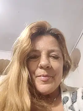 Snapshot of Casandra_Cruz chatting on September 21, 2025, 2:24 am Casandra Cruz online show from September 21, 2025, 2:24 am