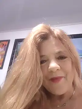 Snapshot of Casandra_Cruz chatting on October 3, 2025, 12:46 pm Casandra Cruz online show from October 3, 2025, 12:46 pm