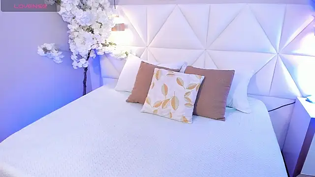 Adara  carter  online show from October 8, 2025, 3:15 am