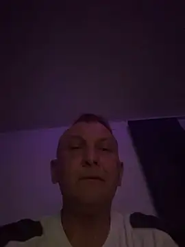 Snapshot of niezlomny75 chatting on September 14, 2025, 10:09 pm niezlomny75 online show from September 14, 2025, 10:09 pm