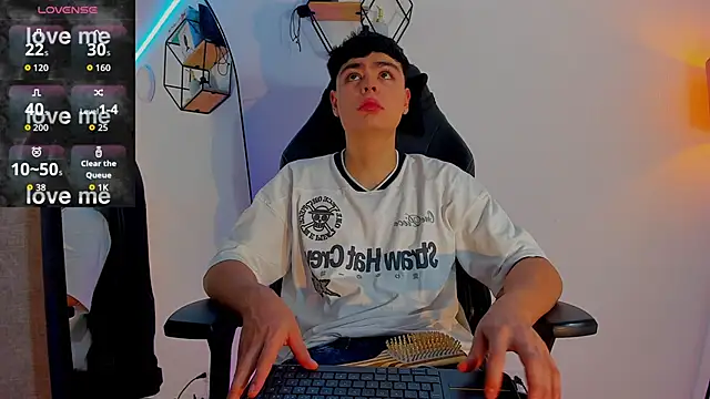 Snapshot of Im_Juaniito chatting on September 14, 2025, 1:27 am Im Juaniito online show from September 14, 2025, 1:27 am