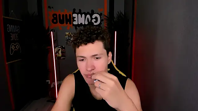 JonnyDarka online show from October 18, 2025, 10:38 am