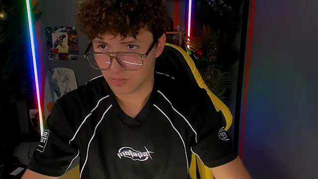 JonnyDarka online show from December 18, 2025, 3:40 pm