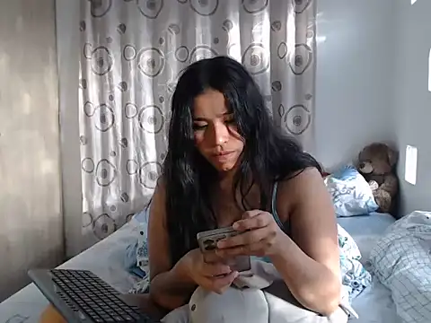 Pamela mua online show from October 2, 2025, 11:39 am
