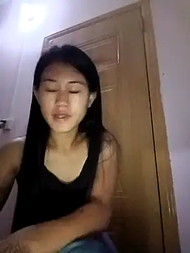 Snapshot of luy-xinh02 chatting on September 29, 2025, 2:33 pm luy-xinh02 online show from September 29, 2025, 2:33 pm