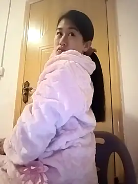 Snapshot of luy-xinh02 chatting on November 25, 2025, 1:33 pm luy-xinh02 online show from November 25, 2025, 1:33 pm