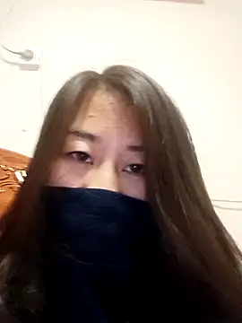 Snapshot of luy-xinh02 chatting on December 3, 2025, 2:59 pm luy-xinh02 online show from December 3, 2025, 2:59 pm